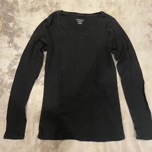 Merona // Black V-neck tee